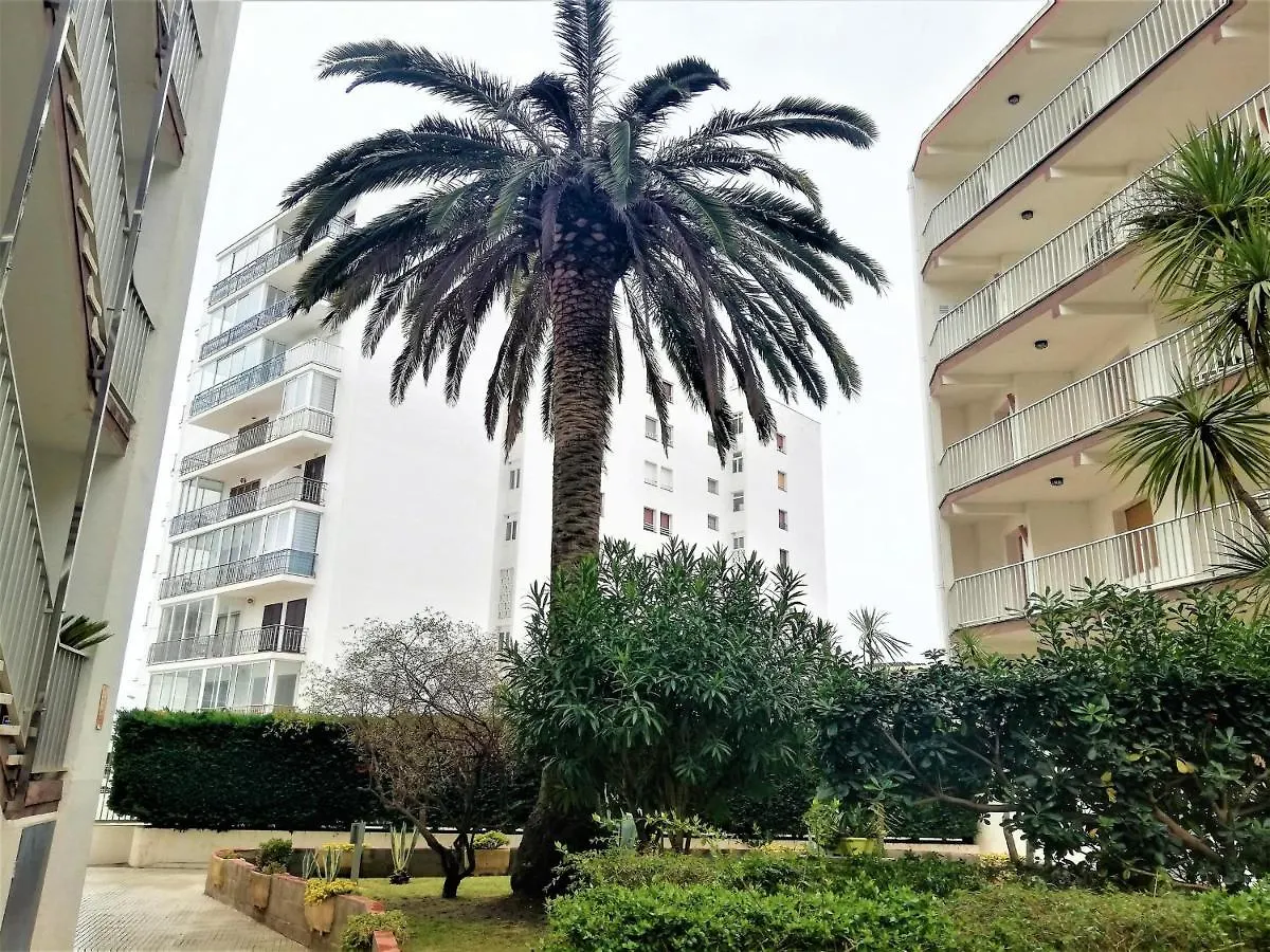 Apartment Apartamento En 2ª Linea De Playa Con Terraza, Parking Y Wifi, Cerca De Comercios. - Es-258-119 Roses Spain