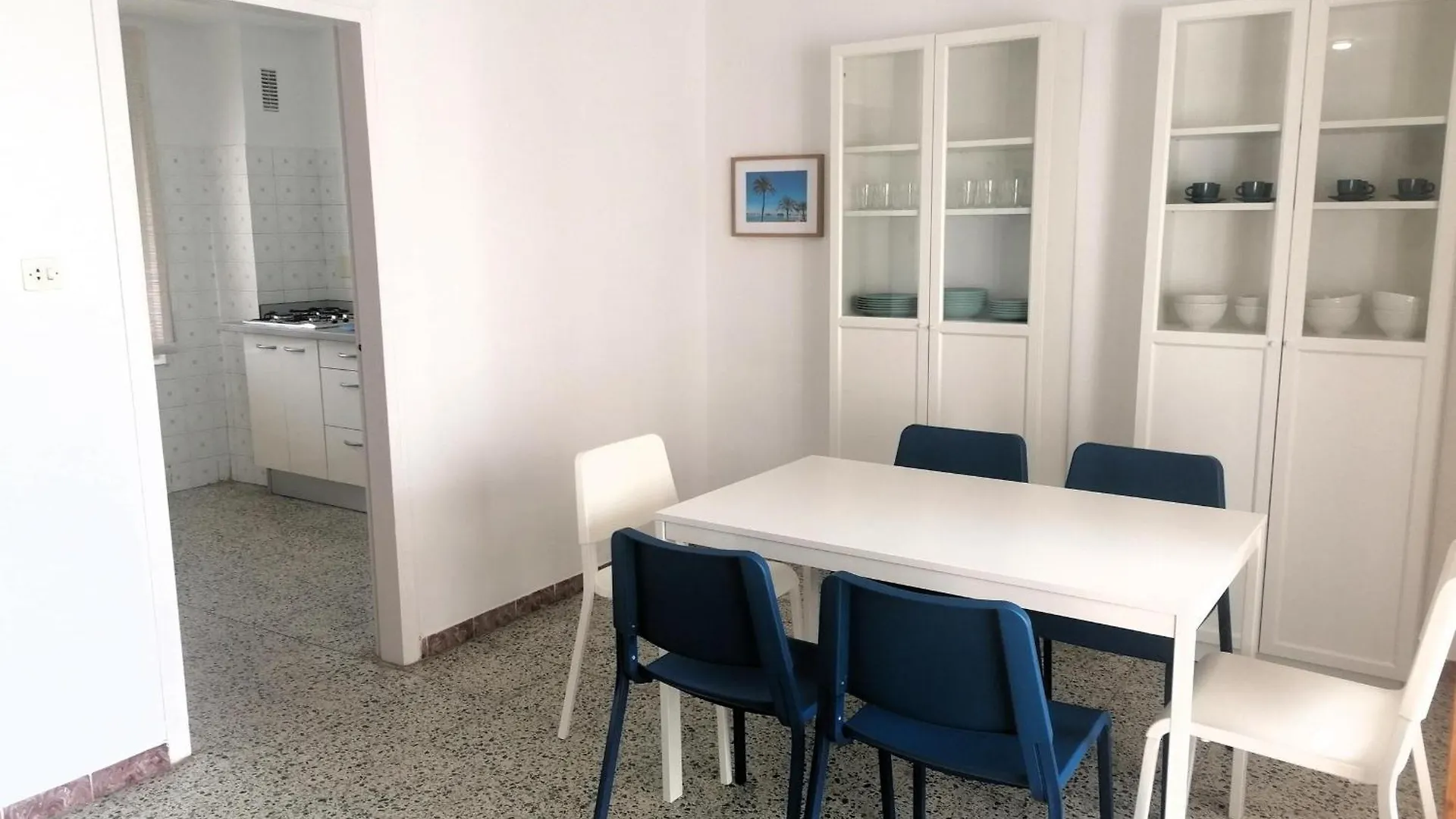 Apartamento En 2ª Linea De Playa Con Terraza, Parking Y Wifi, Cerca De Comercios. - Es-258-119 Roses Apartment